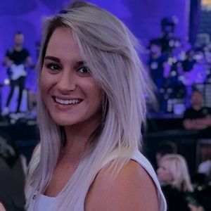 Meet your Posher, Amanda